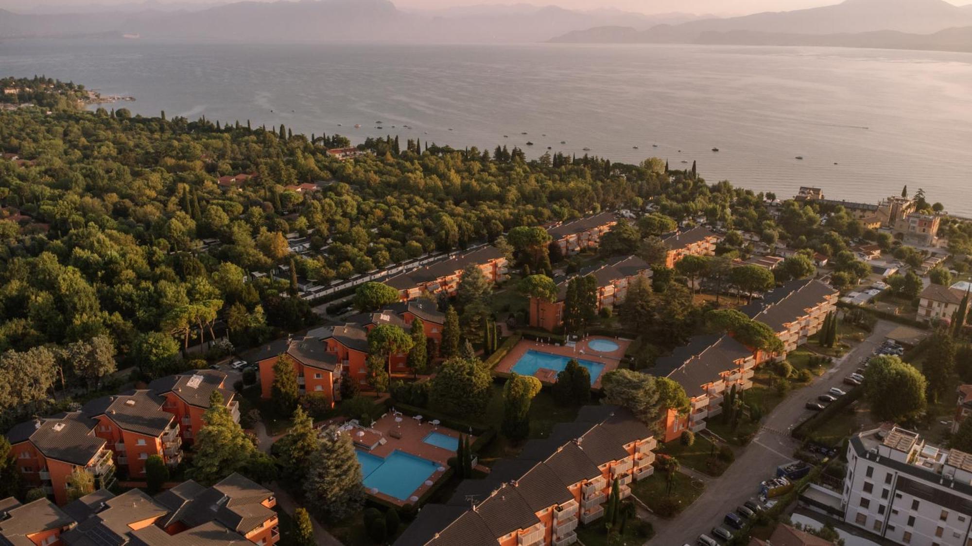 Prestige Garda Home - Ai Cappuccini Peschiera del Garda Exterior photo